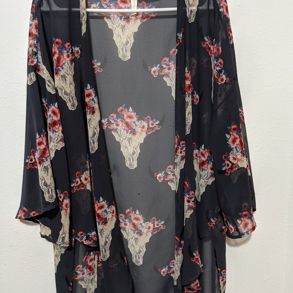 Kimono - Picture 2 of 2